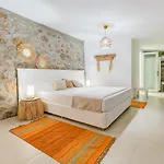 Hotel Casa Daracia *