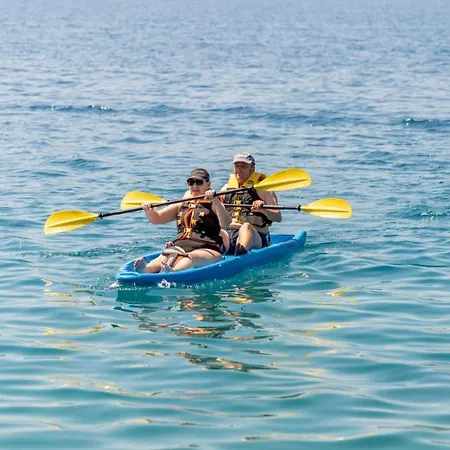 Hotel Casa Daracia *