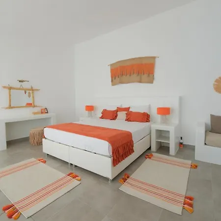 Hotel Casa Daracia *